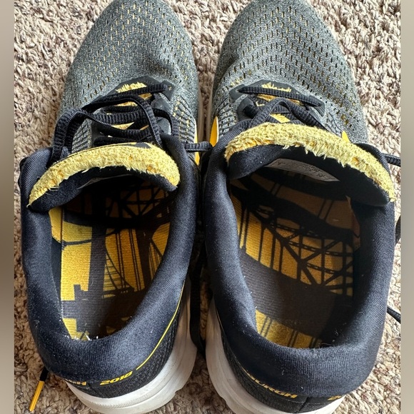 Brooks Launch 5 Pittsburgh 2018 Womens Running Shoes Gray Yellow Size 9 - Picture 7 of 10